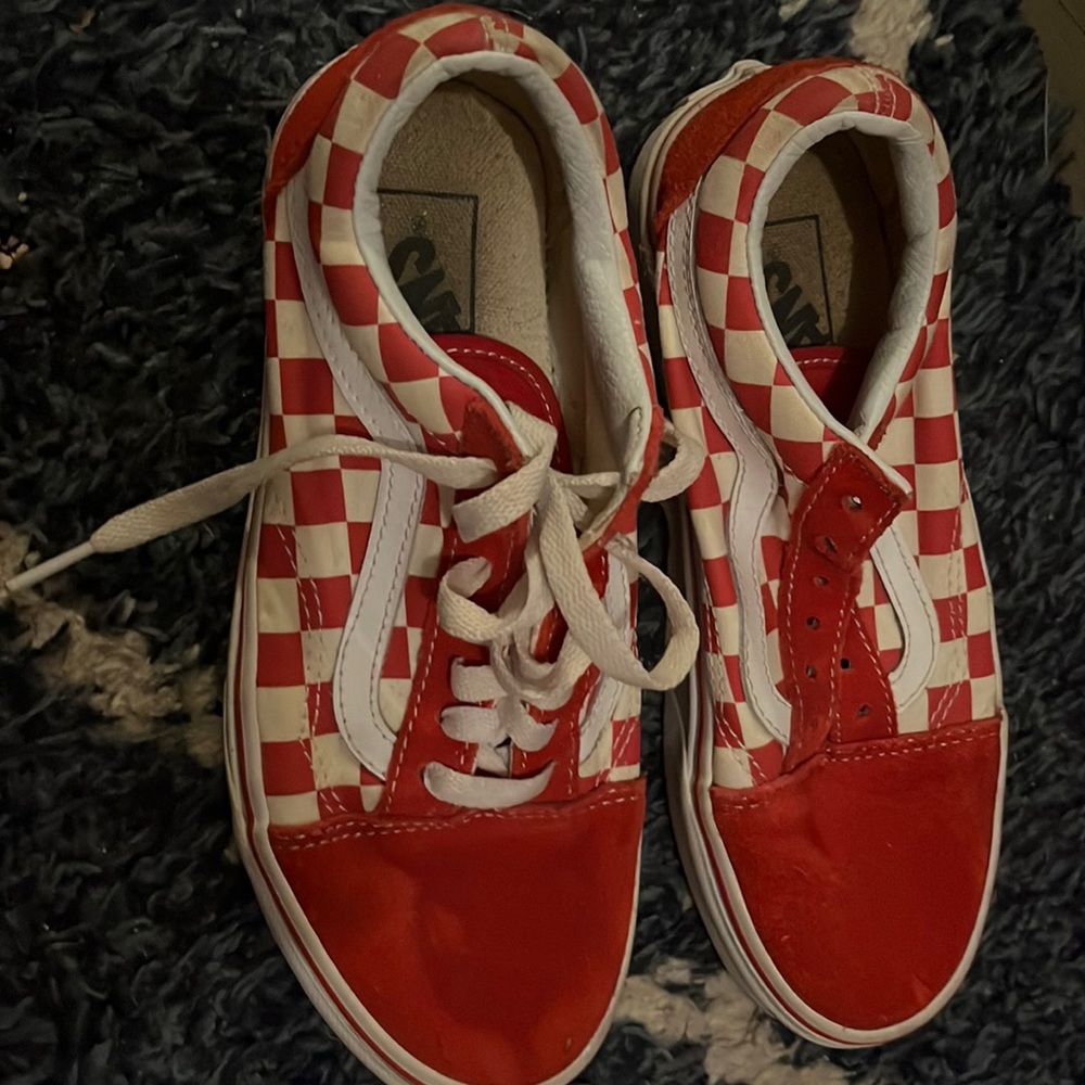 checked vans!